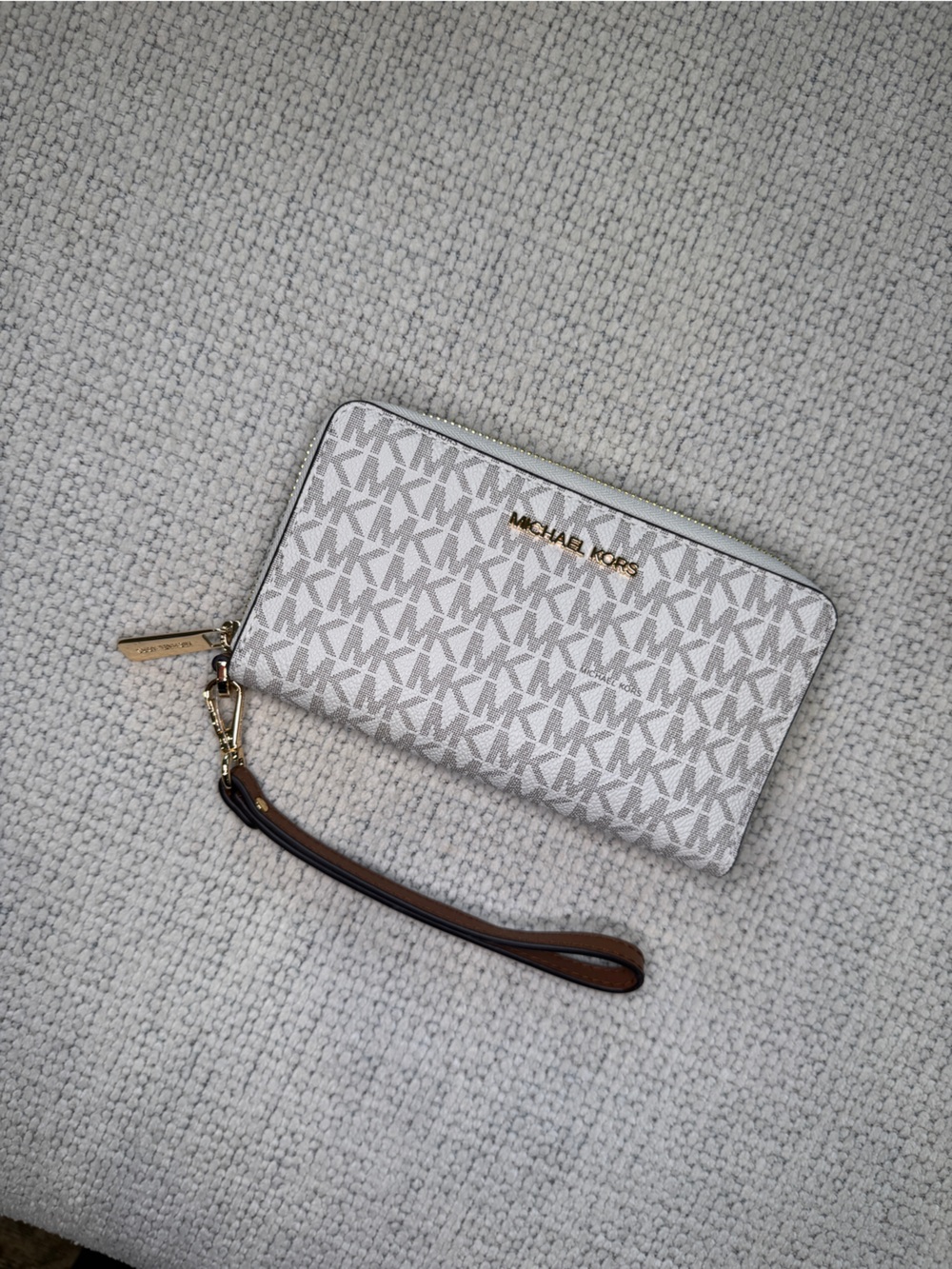 Michael Kors White Logo Wristlet Clutch